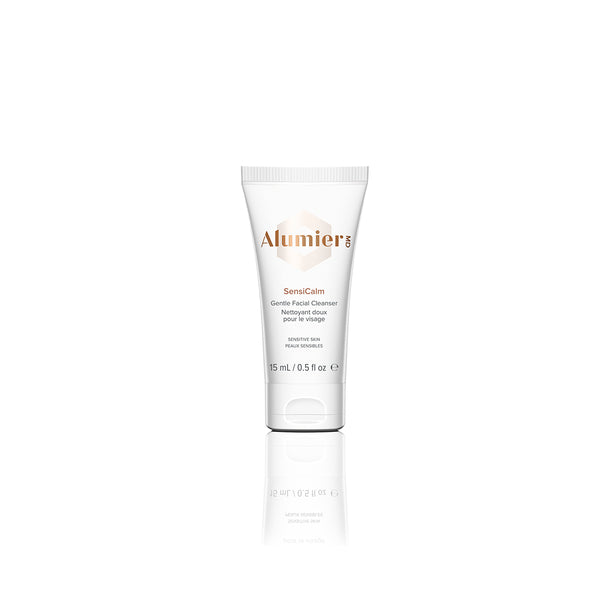 AlumierMD The Yvette Clinic Travel Kit (Sensicalm cleanser, recovery balm, sheer hydration SPF40 and travel bag)